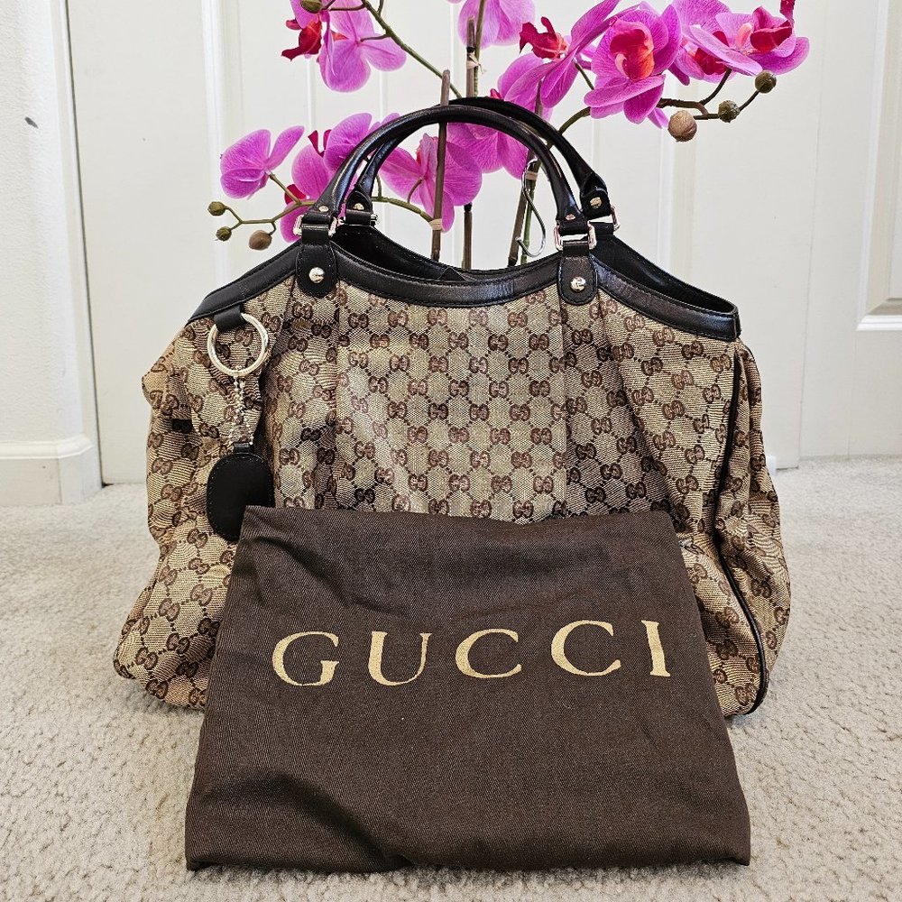 Gucci Handbag - Picture 2 of 2